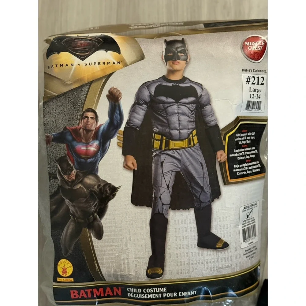 Deluxe Muscle Chest  Batman Child Halloween Costume size Large 12-14 Rubies